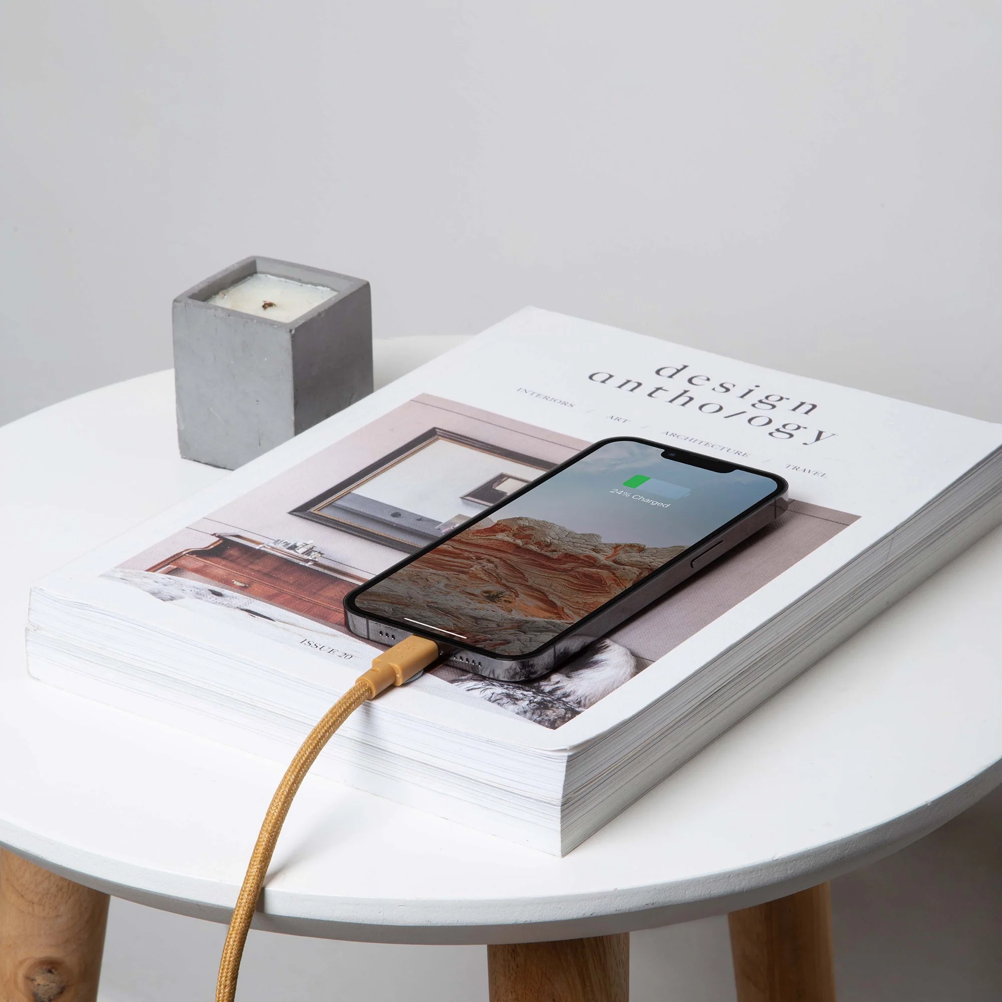 Belt Cable XL (USB-C to Lightning) - Image 8