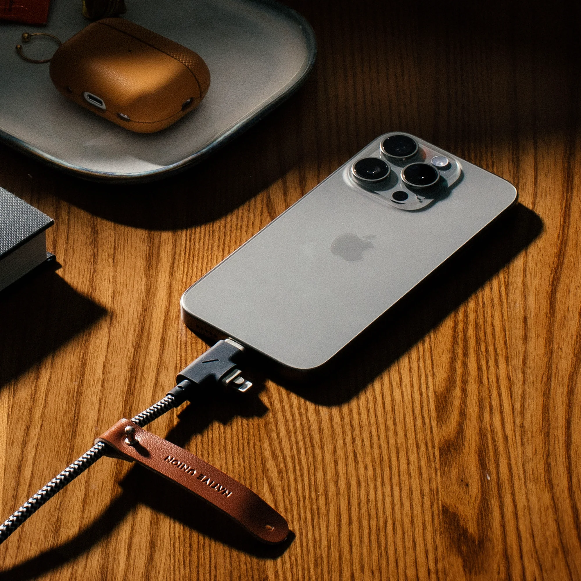 Belt Cable Duo Pro 240W (USB-C to USB-C & Lightning) - Image 7