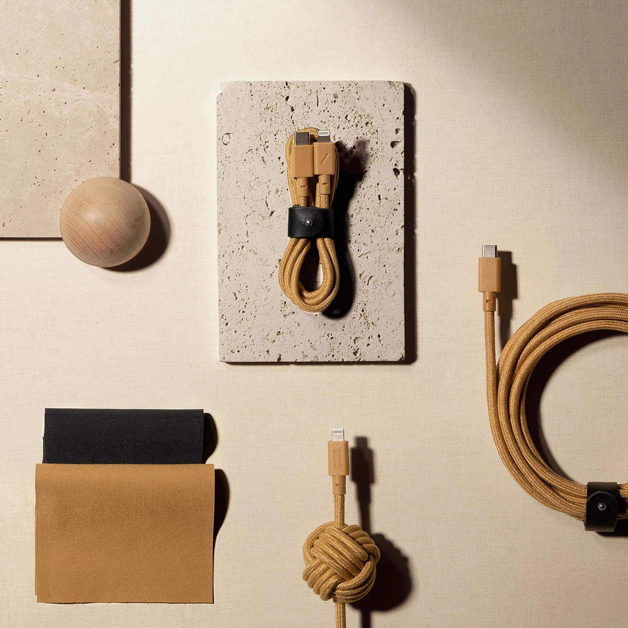 Belt Cable (USB-C to Lightning) - Image 12