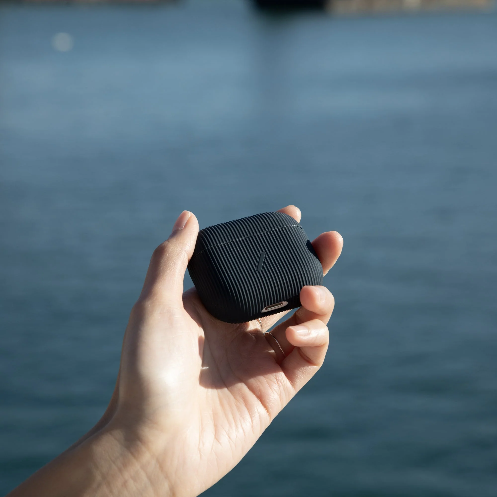 Curve Case for AirPods (Gen 3) - Image 8