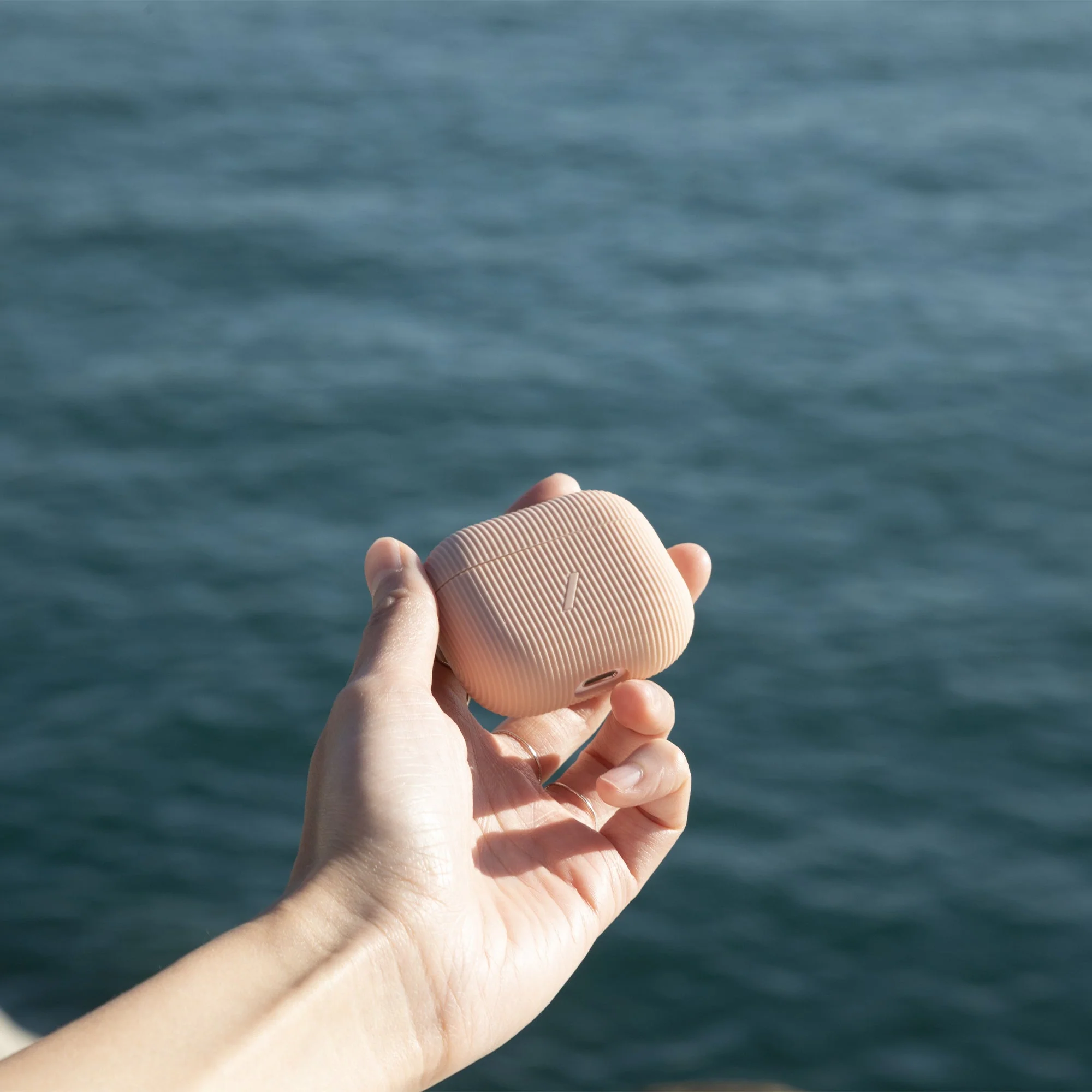 Curve Case for AirPods (Gen 3) - Image 9