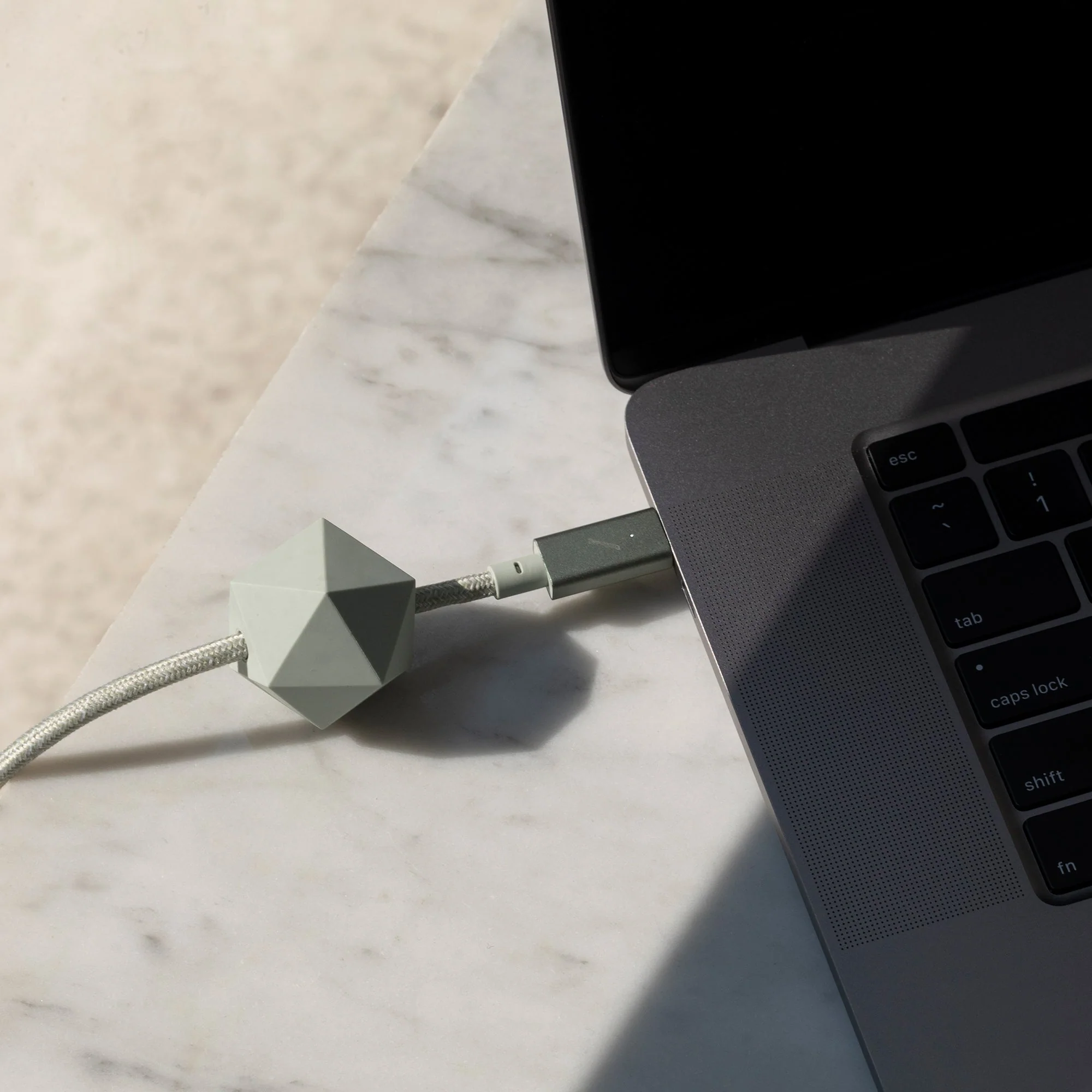 Desk Cable (USB-C to USB-C) - Image 10