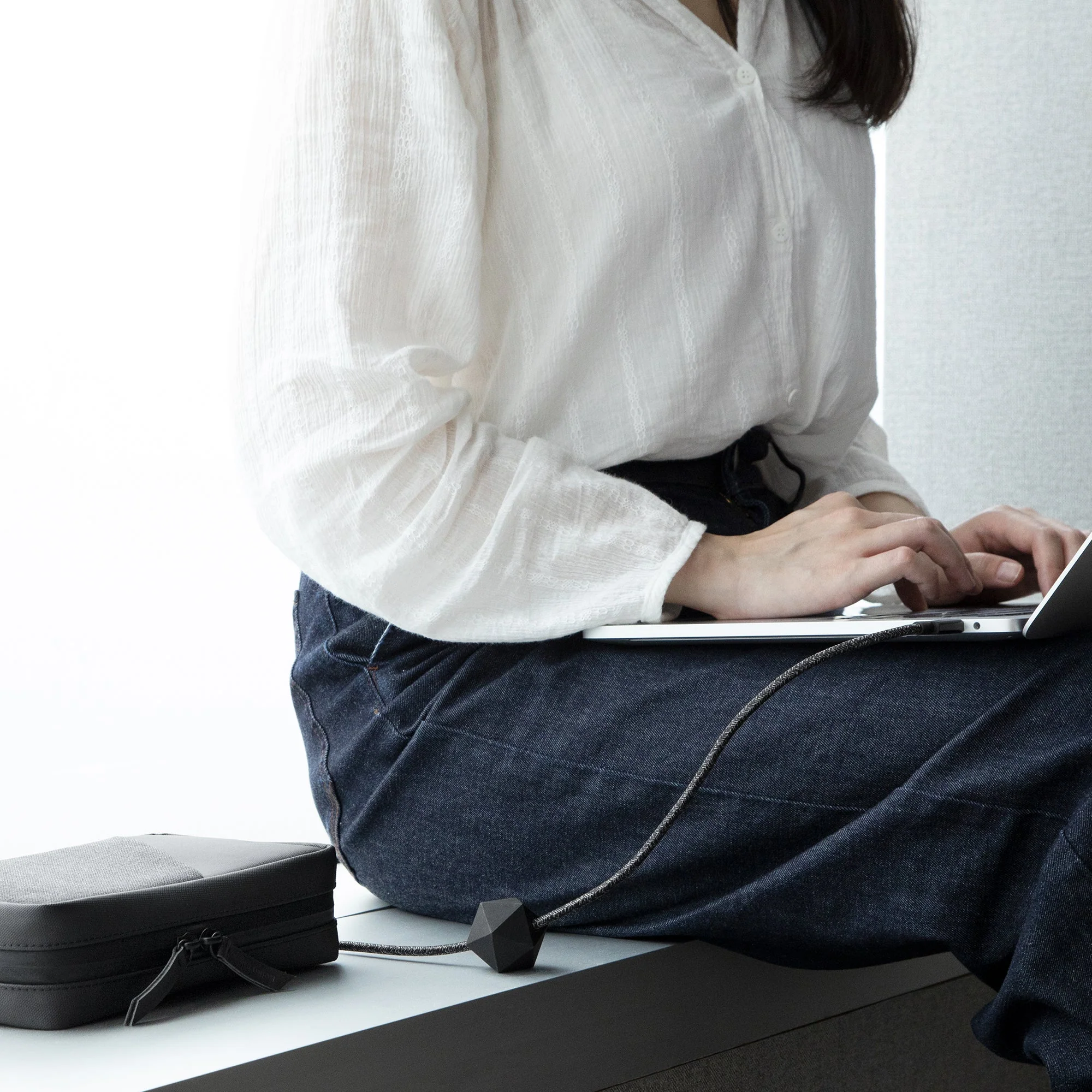 Desk Cable (USB-C to USB-C) - Image 7