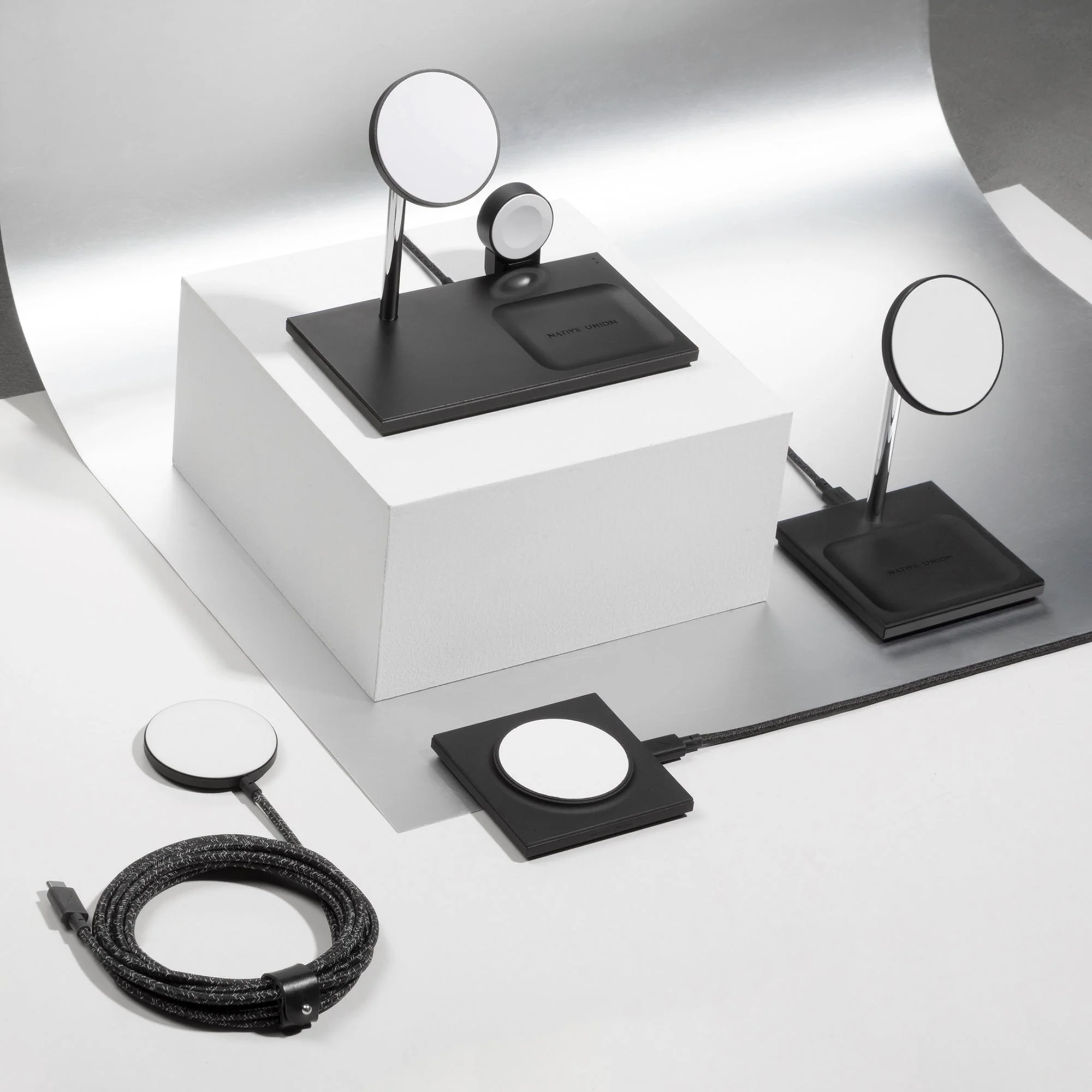 Drop Magnetic Wireless Charger - Image 11