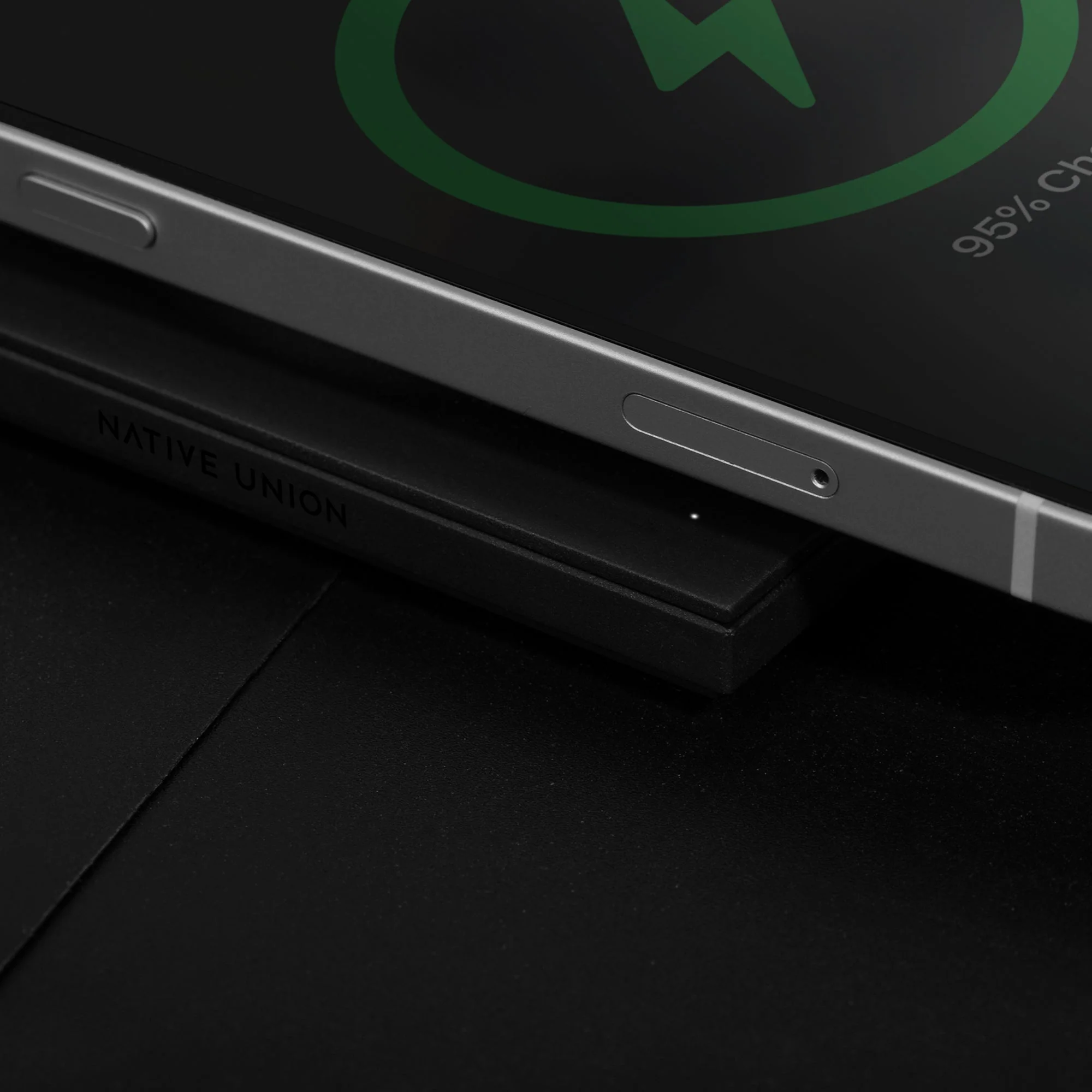 Drop Magnetic Wireless Charger - Image 8