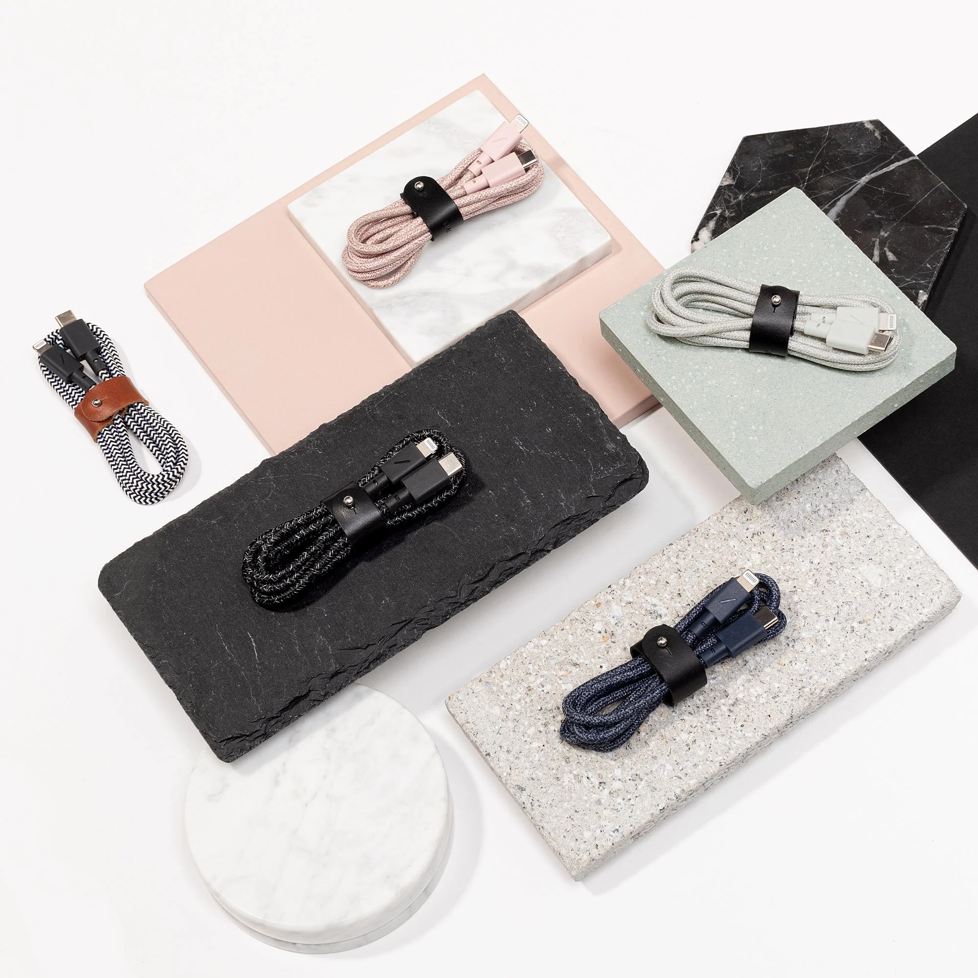 Belt Cable (USB-C to Lightning) - Image 13