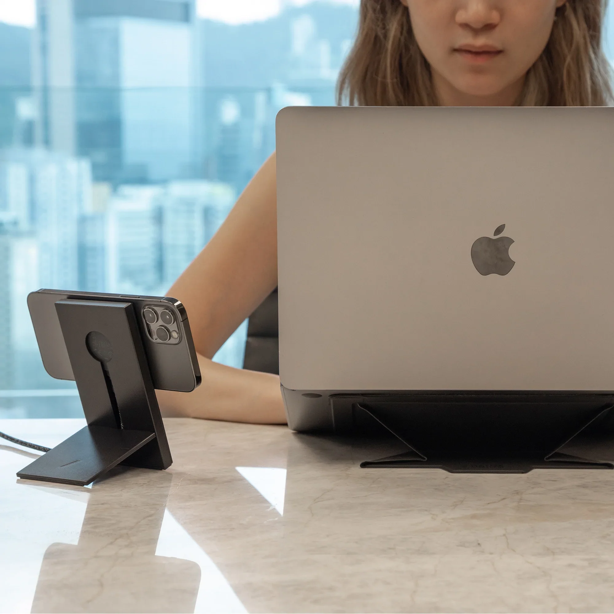 Snap Magnetic Wireless Charger - Image 15