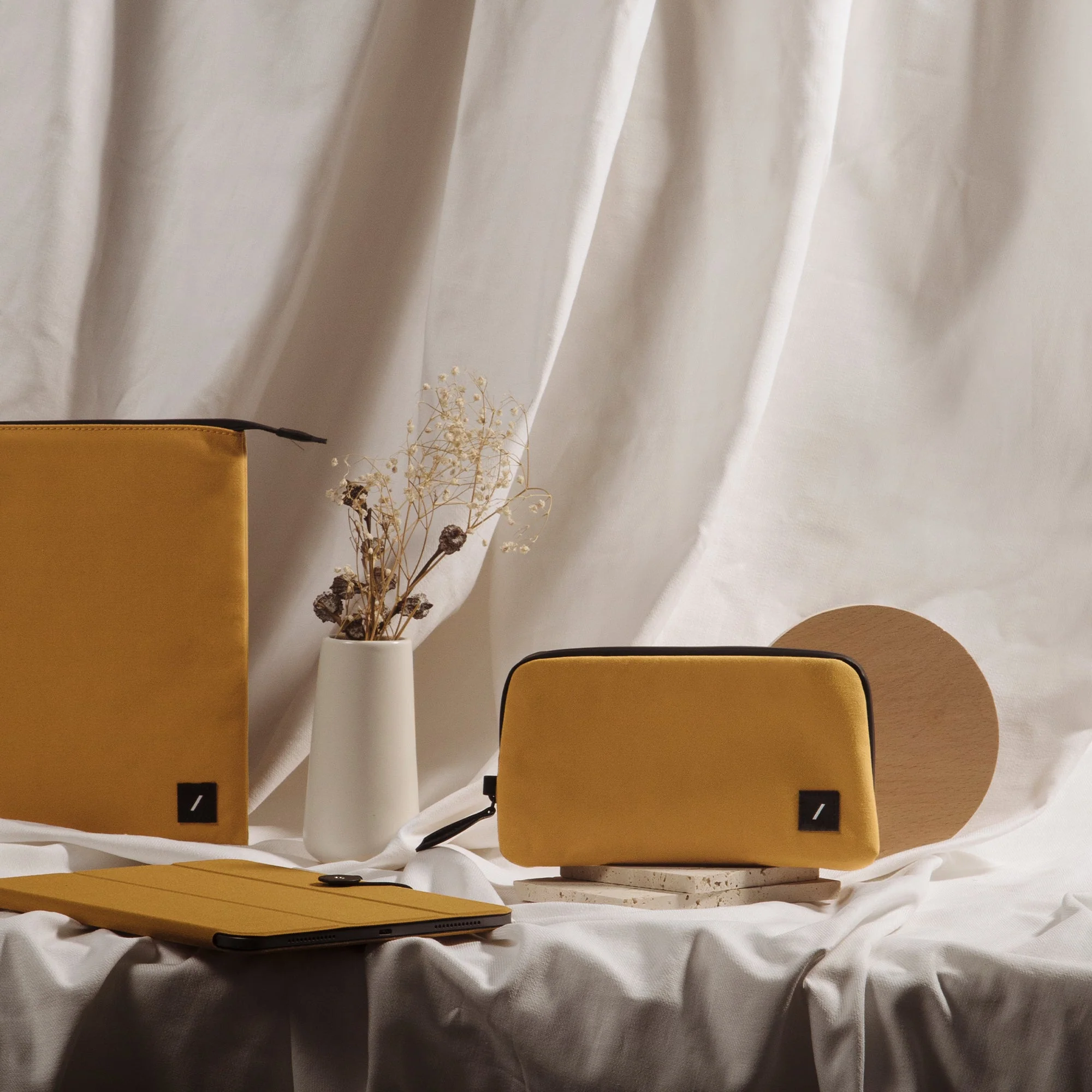 W.F.A Folio for iPad Pro (12.9") - Image 15