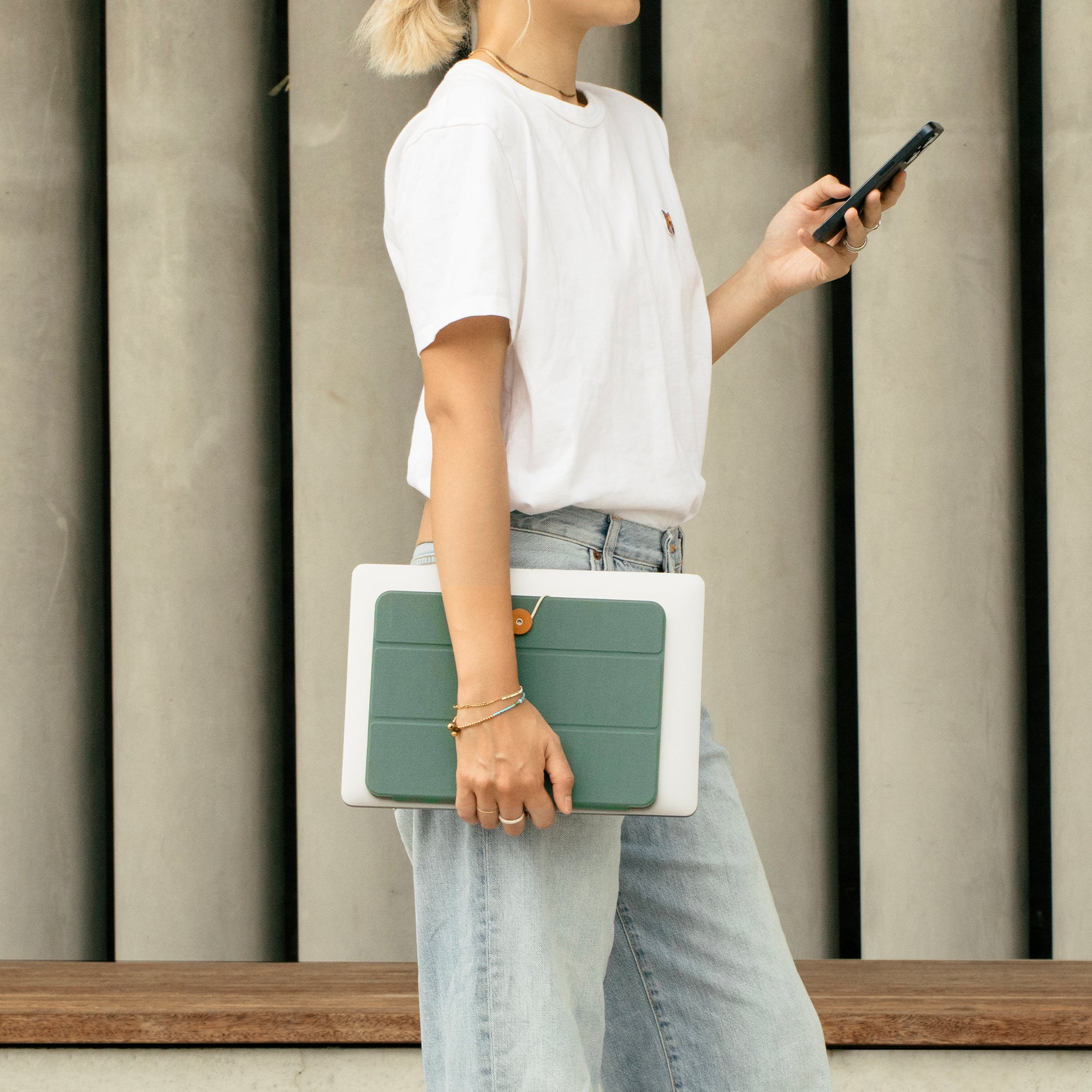 W.F.A Folio for iPad Pro (11") - Image 16